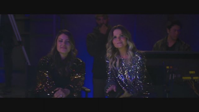 Holiday Harmony (2022) Fragman