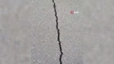 Hatay’da Deprem Anında Asfaltın Açılıp Kapandığı Görüntüler Ortaya Çıktı