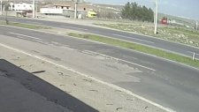 Otomobil Metrelerce Takla Atarak Durabildi