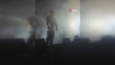 Rapçi Costa Titch Sahnede Hayatını Kaybetti