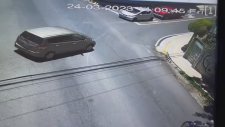 Kazadan Artistik Şekilde Kurtulan Motosikletli