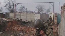 Miğferi Sayesinde Hayatta Kalan Rus Askeri