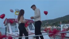 Evlilik Teklifinde Yüzüğü Denize Düşürdü