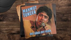 Mahmut Tuncer - Akif Beni Çaydan Geçir