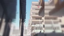 Şanlıurfa’da Depremden Hasar Gören Bina Islık Sesiyle Yıkıldı
