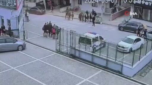 Dur İhtarına Uymayan Ehliyetsiz Sürücünün Polisi Sürüklediği Anlar ...