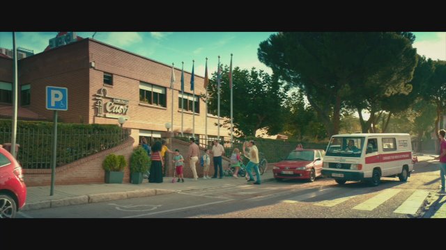La familia Benetón (2024) Fragman