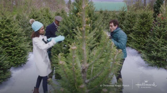 A Christmas Angel Match (2025) Fragman