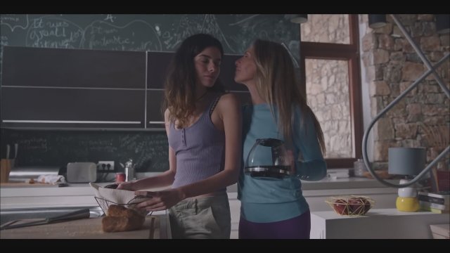 Buzzheart (2024) Fragman