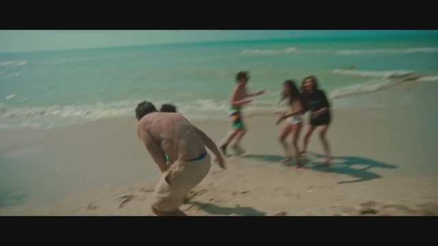 Familia a la Deriva (2026) Fragman