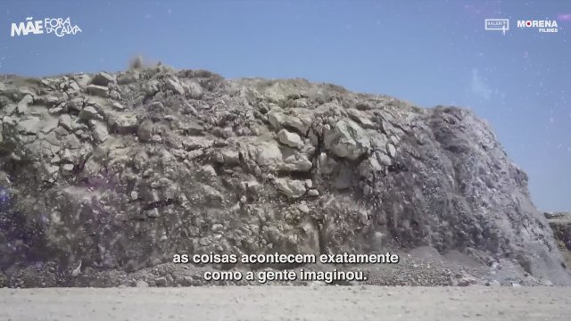 Mãe Fora da Caixa (2025) Fragman