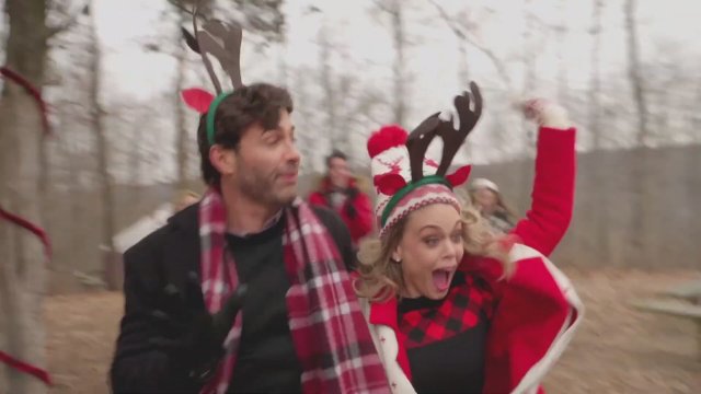 Saving the Christmas Ranch (2025) Fragman