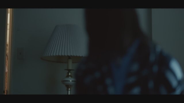 Undertone (2025) Fragman