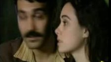 hanımın çiftliği öpüşme sahnesi