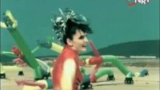 Nil Karaibrahimgil-Duma Duma Dum Yeni Video Klip 2