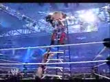 Jeff Hardy Merdivenden Edge'nin Üstüne Atladı