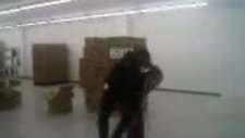 kaldıramayacağı yükün altına girdi:))