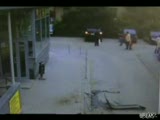 yağmurdan kaçarken doluya yakalandı :))
