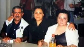 Gülcihan Koç - Düşenin Dünyada Dostu Yokmuş Gülcihan Koç - Düşenin Dünyada Dostu Yokmuş