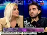İsmail Yk - Saba Tümeri Öptü Mü Tam Öpüyor [saba T