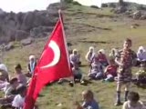 (Türkiye) Bayraksızlar Adlı Şiir Okuyan Küçük Çocu