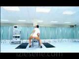 Put Your Hands Up For Detroıt -- Fredde Le Grand
