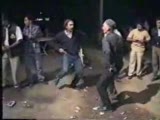 kim demiş köy düğününde disko yapılmaz