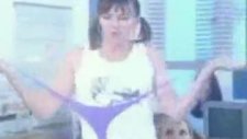 G-String Giyme Olasılığna Bak Sen