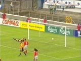 Lıverpool - Michael Owen Scores Goal Vs. Benfica