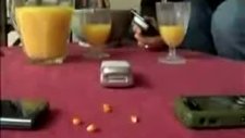 Cep Telefonuyla Mısır Patlatma