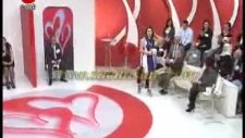 Zuhal Topal Eşinin Şarkısında Dans Etti
