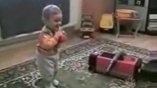 süpergeyi öpen bebeğin şoku