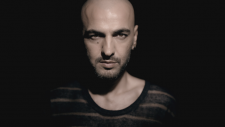 Soner Sarıkabadayı - Pas (Yeni Klip 2010)