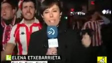arkadaki adama dikkat xd