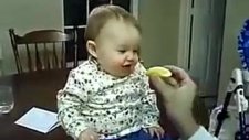 Limon Yiyen Bebek