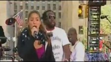 Shakira - Hips Dont Lie Live Today Show