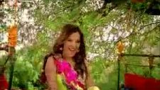 Demet Akalın - Evli Mutlu Çocuklu - 2010 Klip