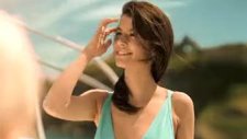 Beren Saatli Patos Rolls Reklam Filmi