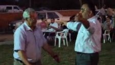 Arak Köyü Nde Bir Düğünde Hüseyin Özcan Ve Ecevit