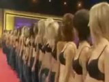 En Hızlı Sütyen Kopçası Açan Adam