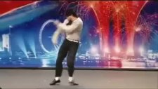 Amerika Süper Yetenek Michael Jackson Dansı