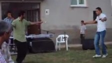 Ark Köyünde Güzel Bir Düğün Oyunu