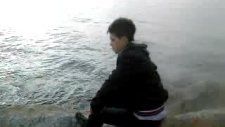 Kardeşim Bak Ta Gör