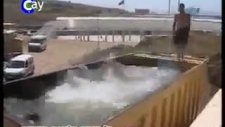 İşte Günün Videosu Türk Malı Kamyondan Havuz Xd