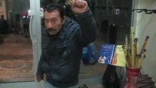 Dinamit Huseyin Yumrukları Havada Uçuyor