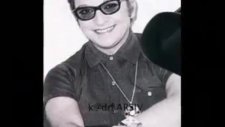 Zeki Müren-Talihin Elinde Oyuncak Oldum