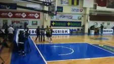 fb taraftarının taurasi ve taylor a olan sevgisi