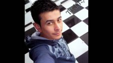 Yağmur Ağlıyor
