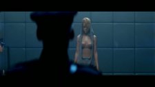 Rihanna - Russian Roulette