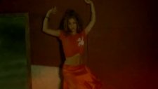 Shakira - Hips Don't Lie Ft. Wyclef Jean